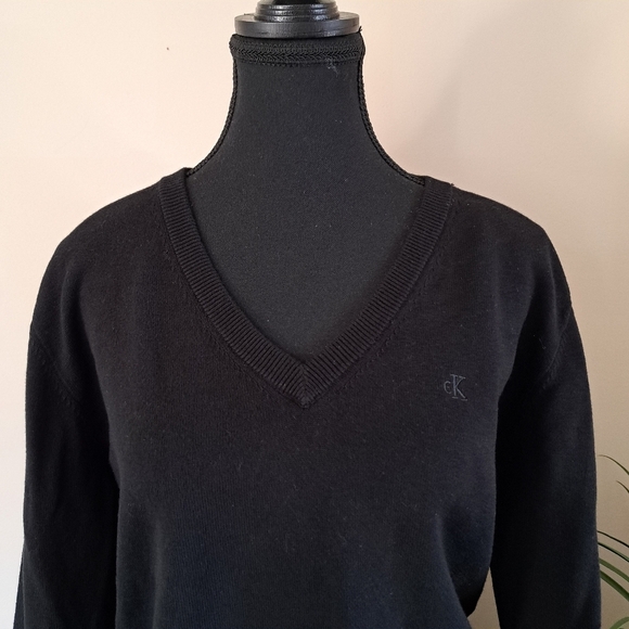 Calvin Klein Jeans V-Neck Sweater Women's Small Black Cotton Knit Top NWT - Picture 6 of 10